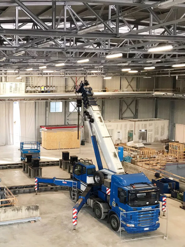 servizi di movimentazione industriale carichi pesanti