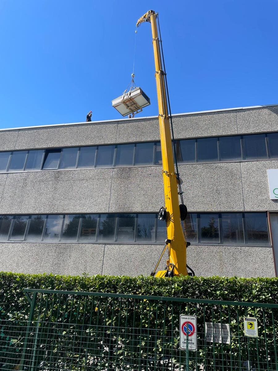 noleggio gru con e senza operatore